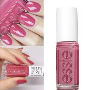 🔥12 MINI ESSIE IN THE COLOR “MISS ALWAYS RIGHT